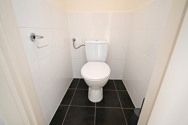 Medium property photo - Vier Heemskinderenstraat 186, 2531 CH Den Haag